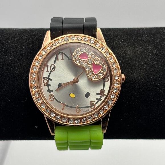 Gold hello kitty watch - Picture 2 of 4